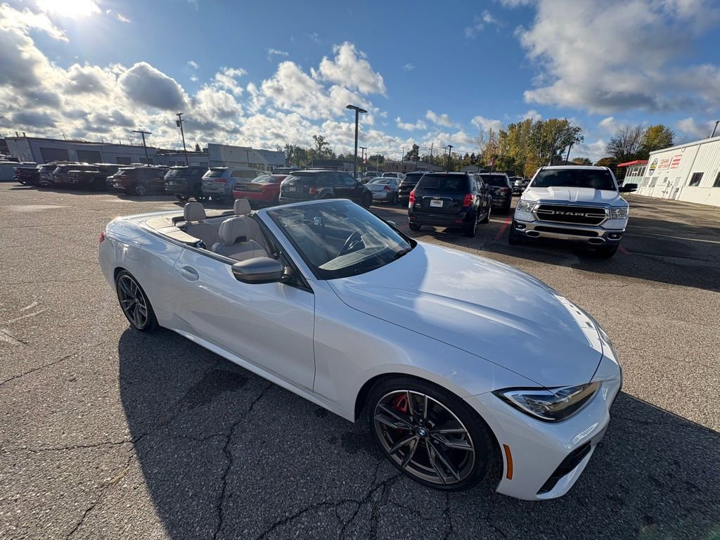 Used 2021 BMW M440i Convertible w/ Premium Package image 25