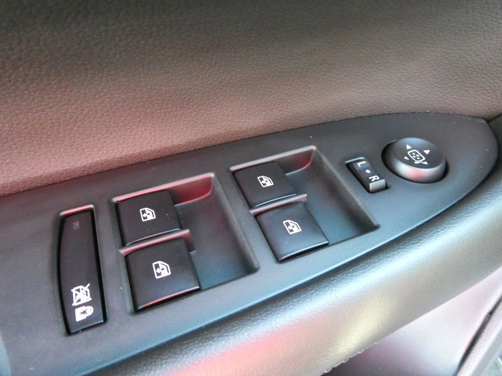 Used 2015 Cadillac ATS Luxury w/ Sun And Sound Package image 15