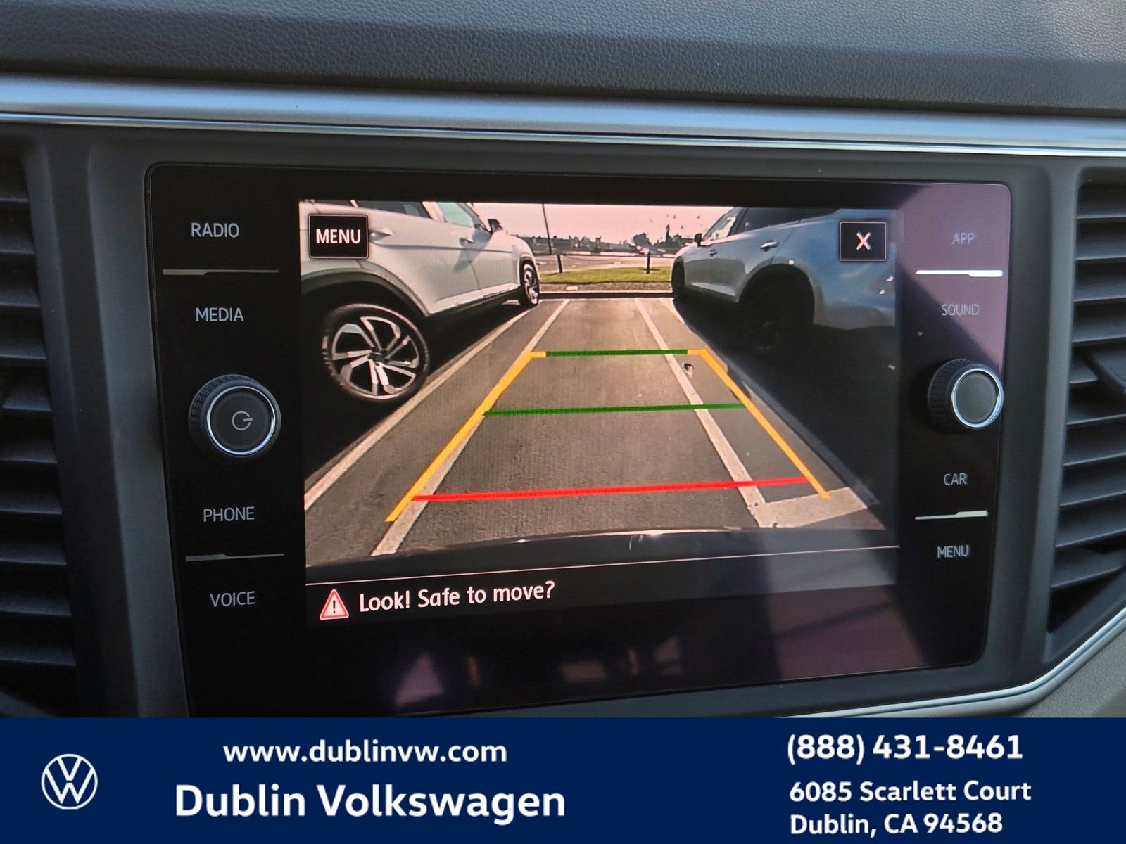 Used 2018 Volkswagen Atlas SE image 16