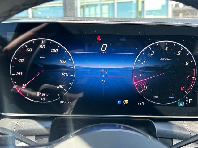 Used 2025 Mercedes-Benz GLC 300 image 36