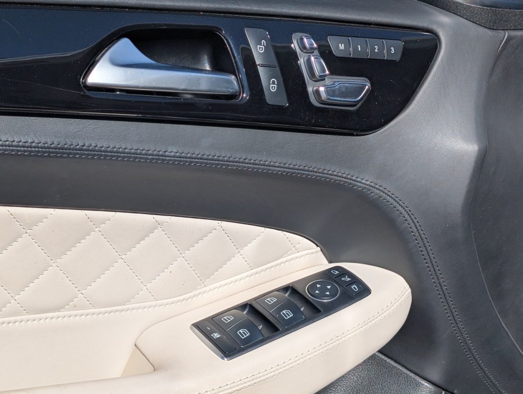 Certified 2017 Mercedes-Benz GLE 43 AMG 4MATIC image 25