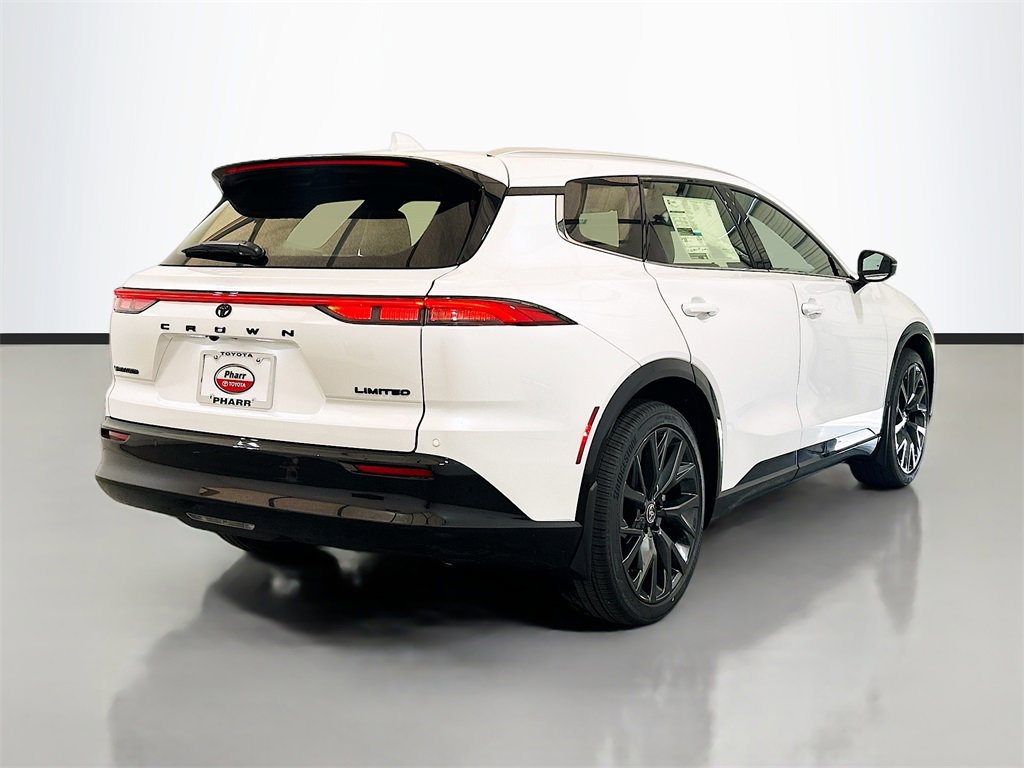 New 2025 Toyota Crown Signia image 4