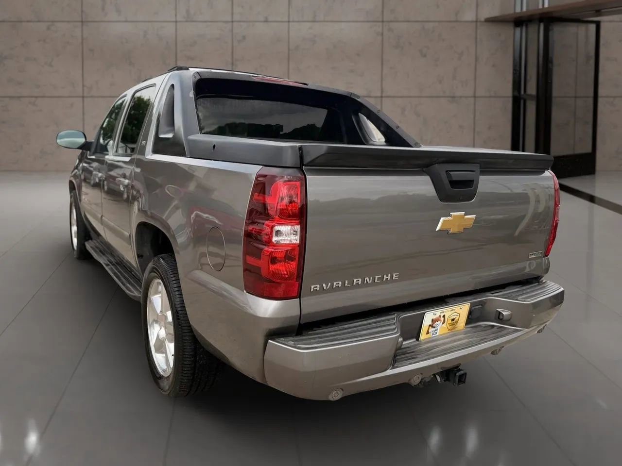 Used 2007 Chevrolet Avalanche LT w/ LT Preferred Equipment Group AWD/4WD image 9