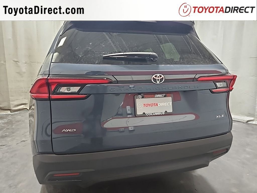 New 2026 Toyota Grand Highlander XLE image 6