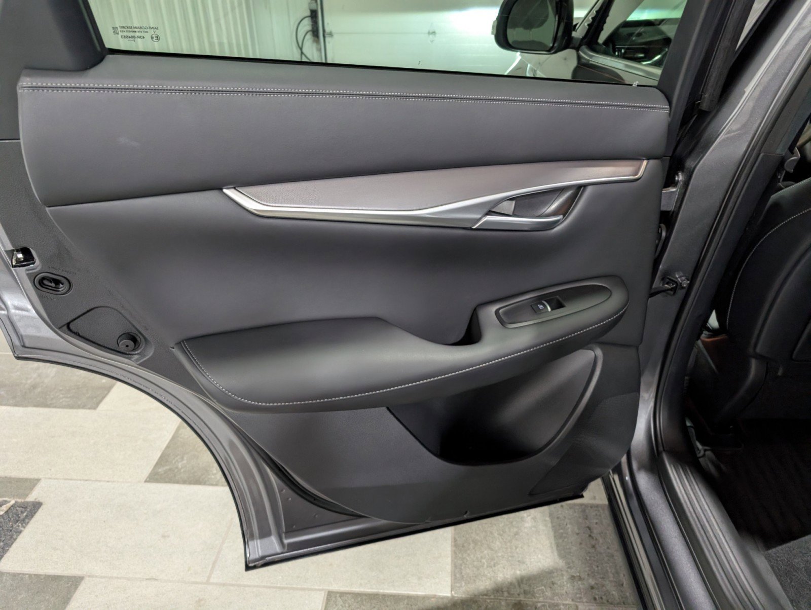 Used 2023 INFINITI QX50 Pure image 8