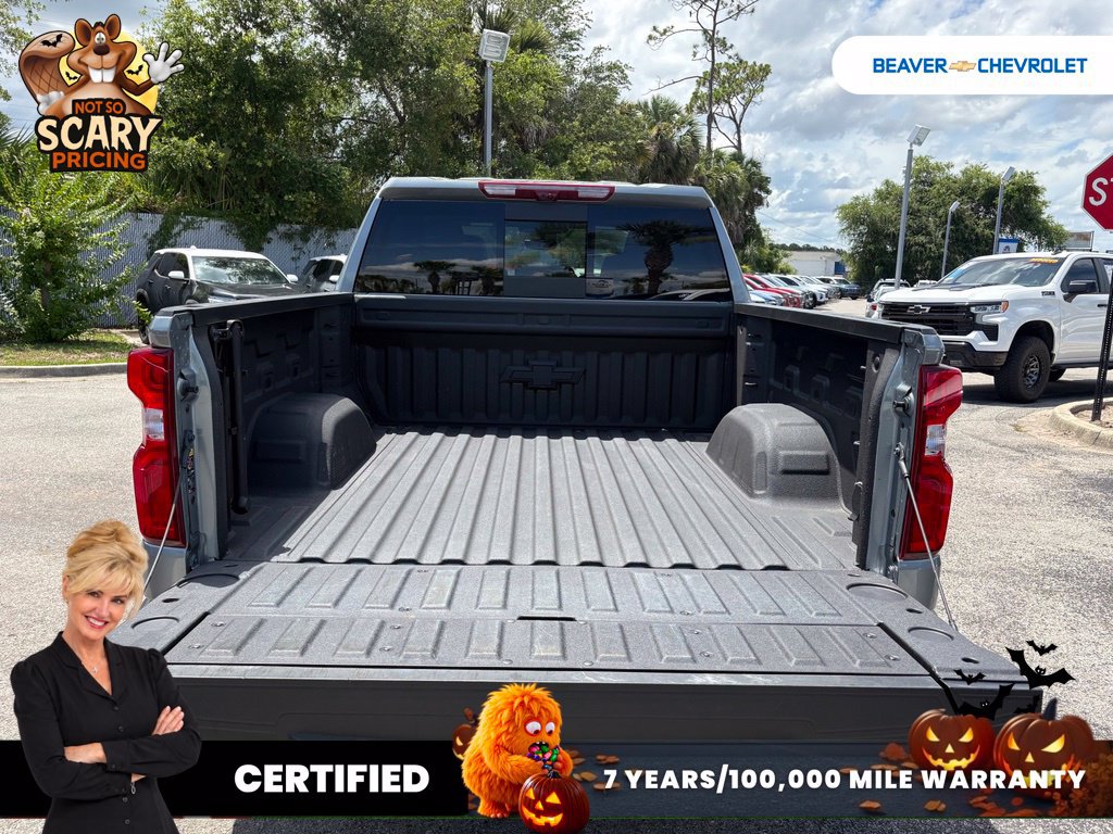 Used 2025 Chevrolet Silverado 1500 High Country w/ Technology Package AWD/4WD image 11