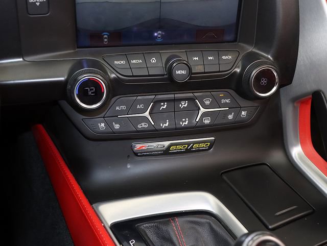 Used 2017 Chevrolet Corvette Z06 w/ Z07 Performance Package image 19