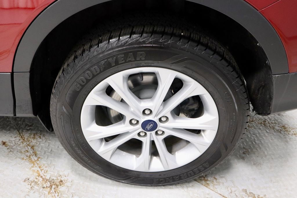 Certified 2019 Ford Escape SE FWD image 19