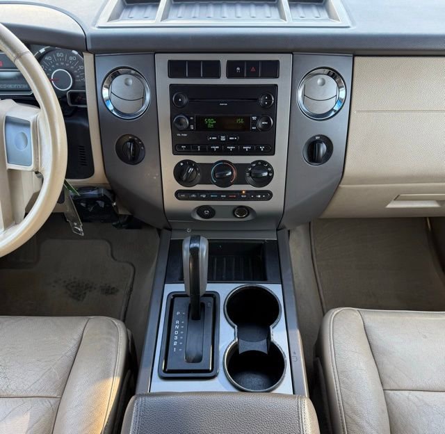 Used 2007 Ford Expedition XLT AWD/4WD image 24