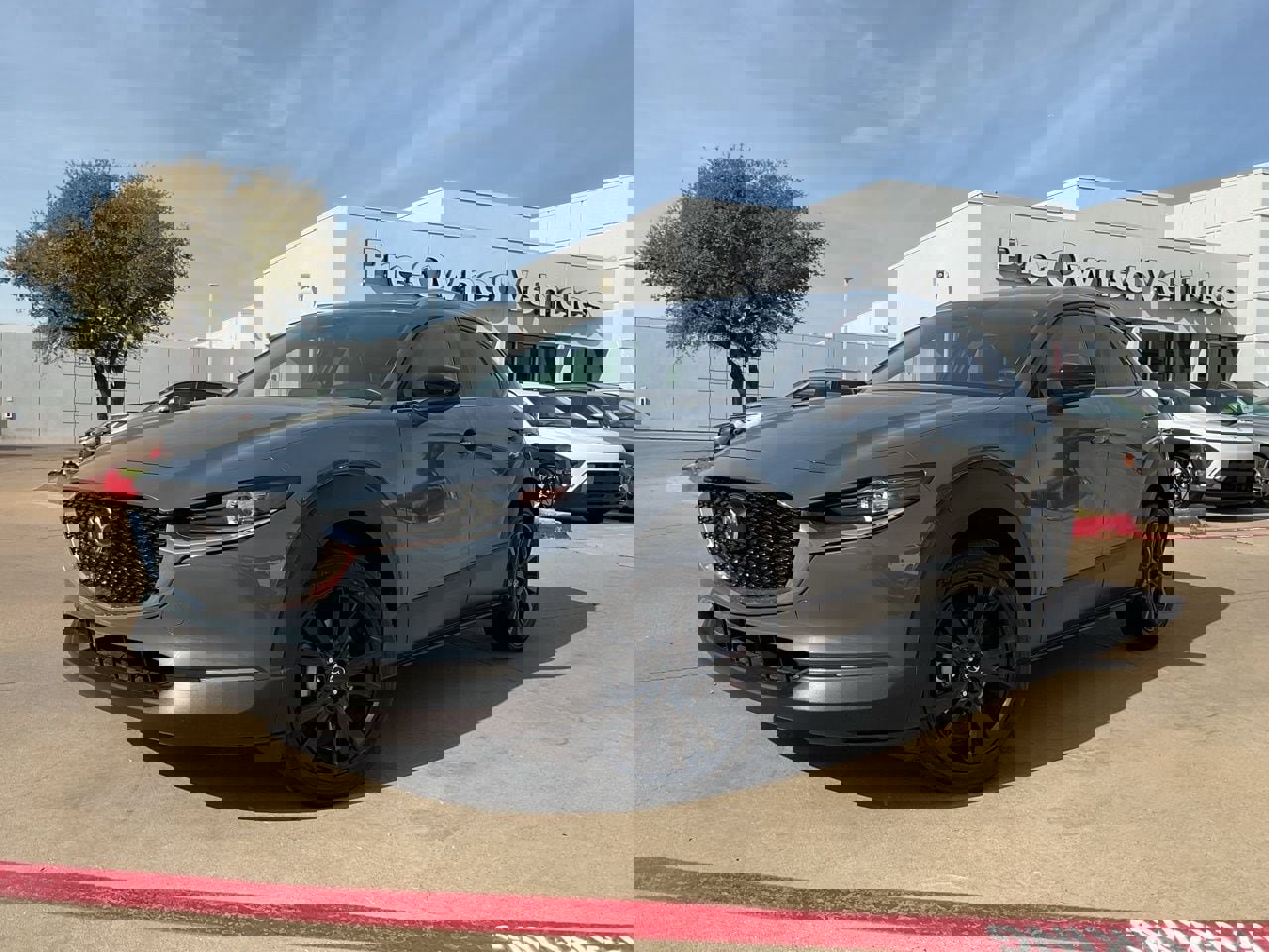 Used 2025 MAZDA CX-30 AWD 2.5 S w/ Preferred Package image 2