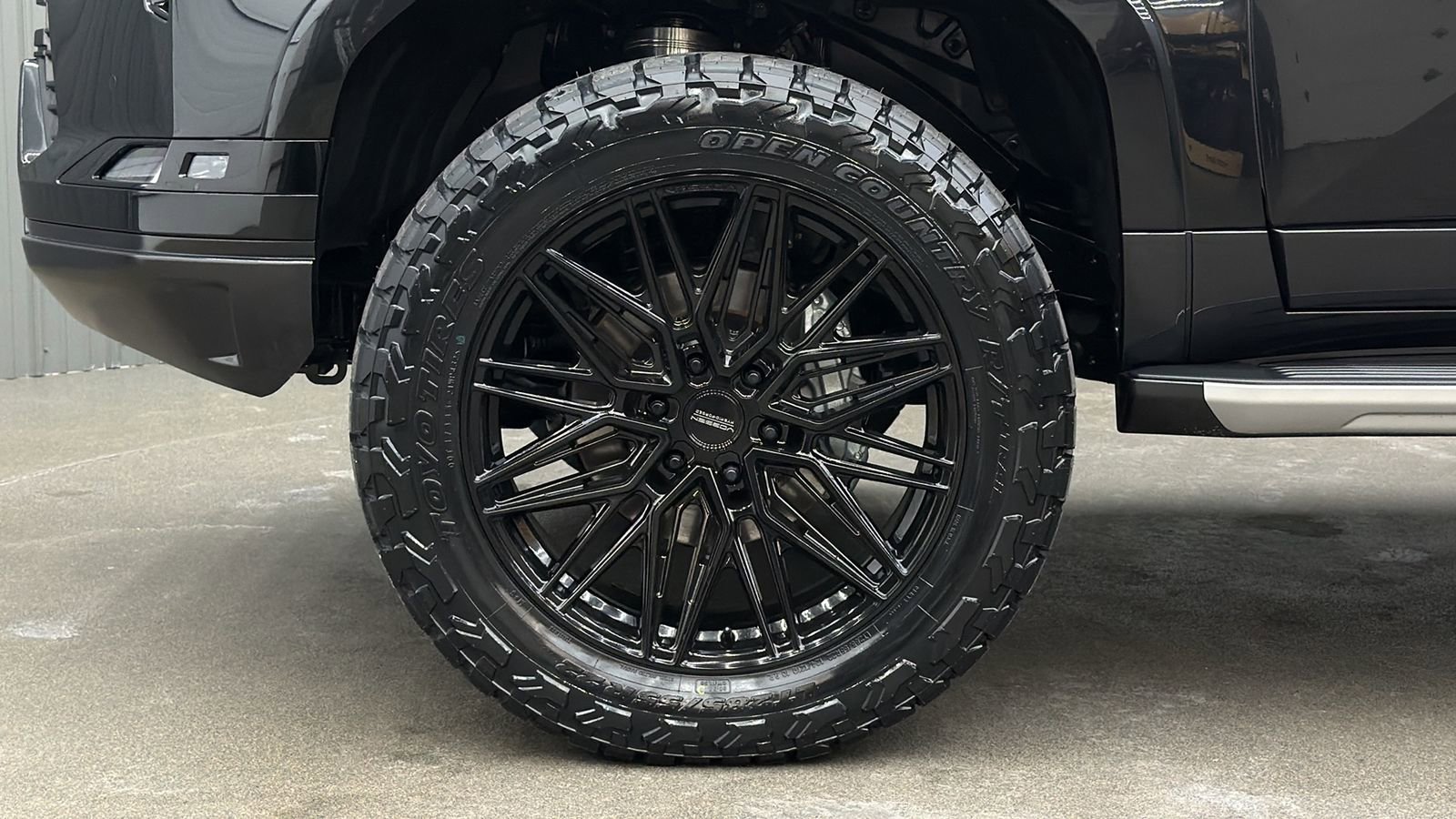 Used 2026 Lexus GX 550 550 Premium+ w/ Accessory Package (2T) image 10