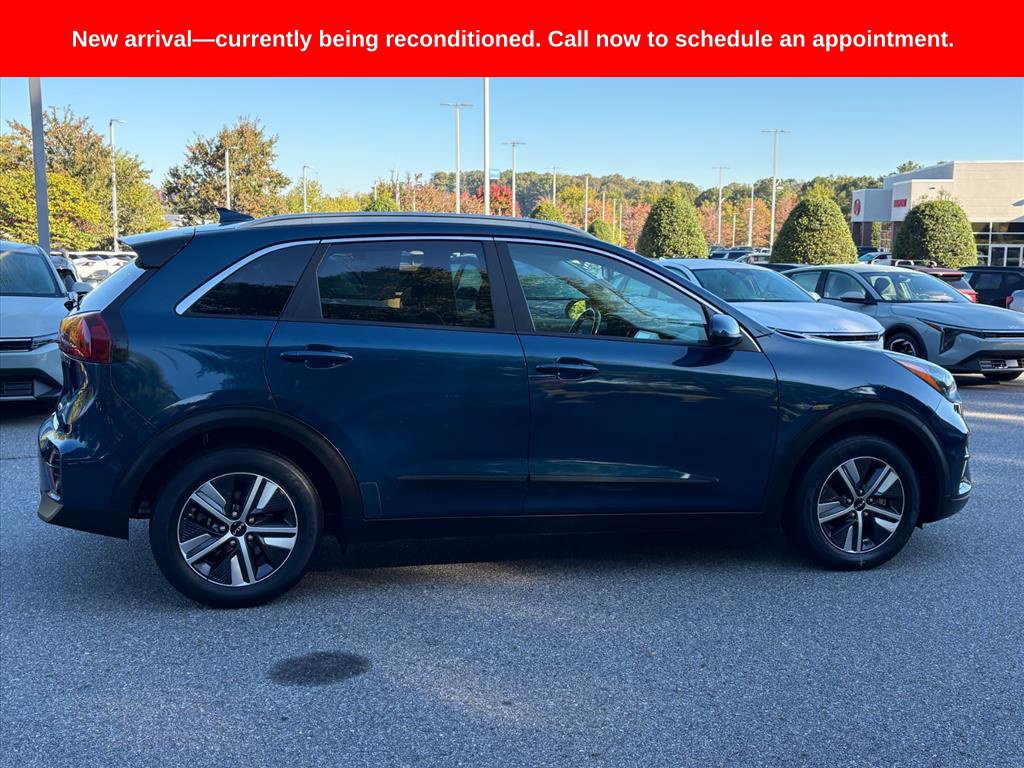 Used 2022 Kia Niro LXS FWD image 7