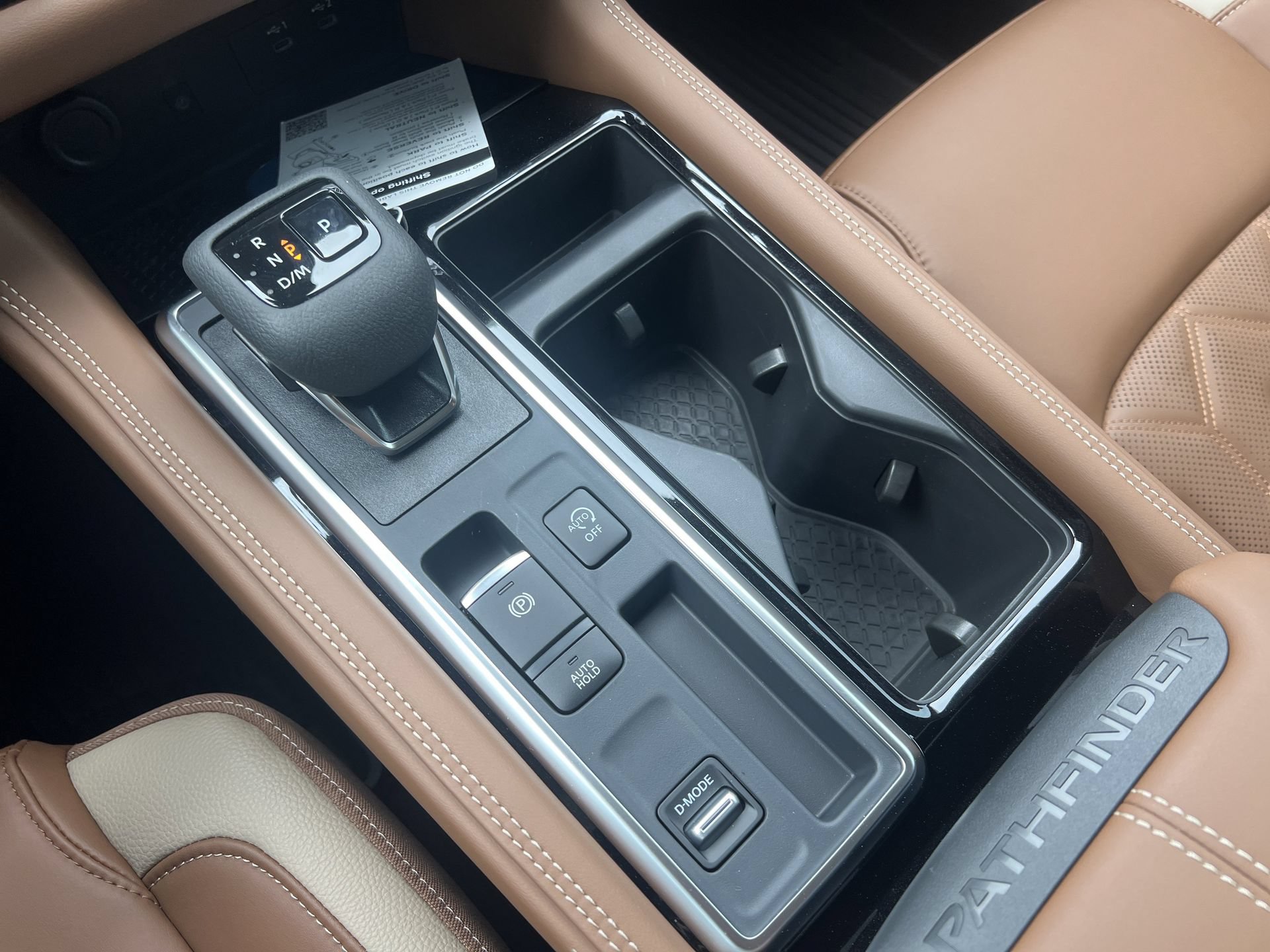 New 2026 Nissan Pathfinder Platinum FWD image 7