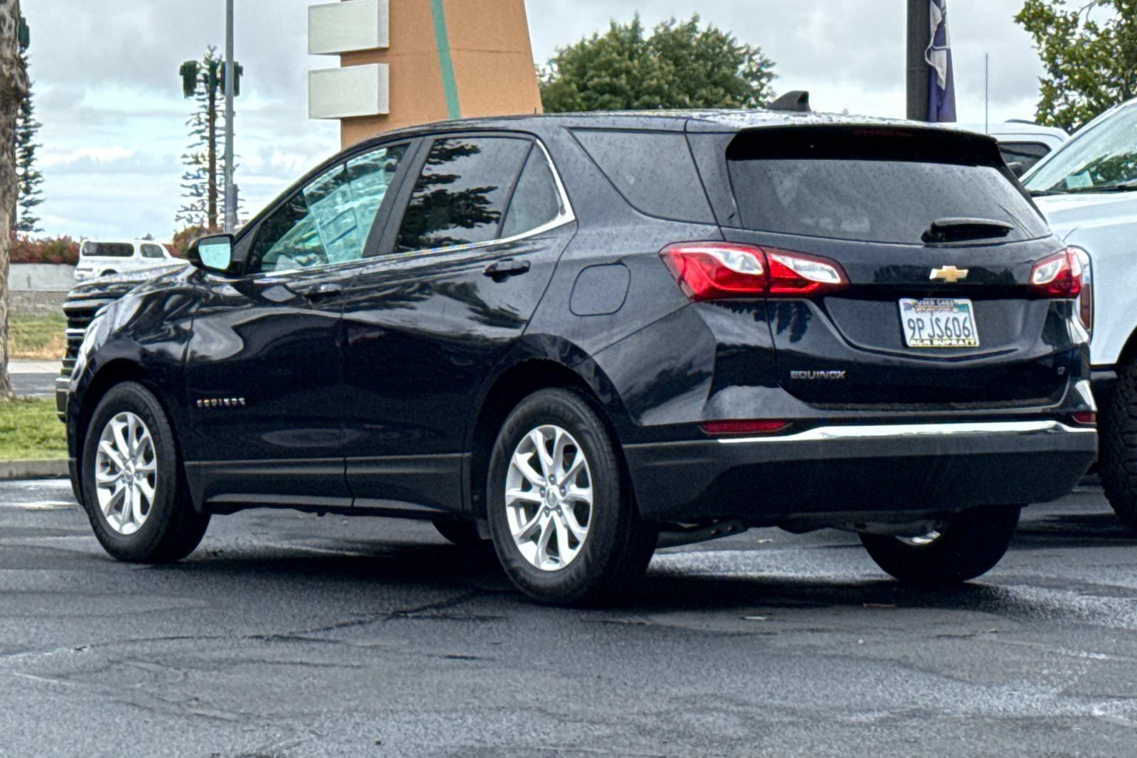 Used 2021 Chevrolet Equinox LT FWD image 6