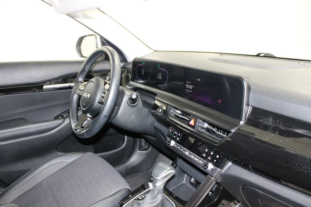Used 2025 Kia Seltos S image 31