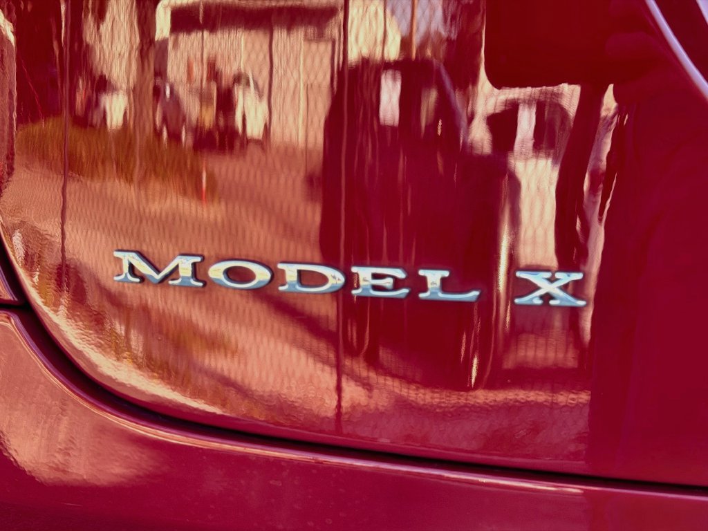 Used 2018 Tesla Model X 100D AWD/4WD image 11