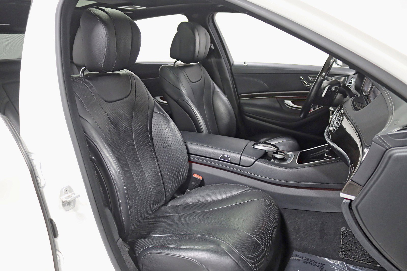 Used 2015 Mercedes-Benz S 550 4MATIC Sedan image 33