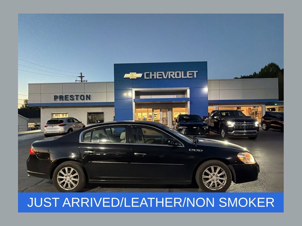 Used 2011 Buick Lucerne CXL w/ Driver Confidence Package FWD image 1
