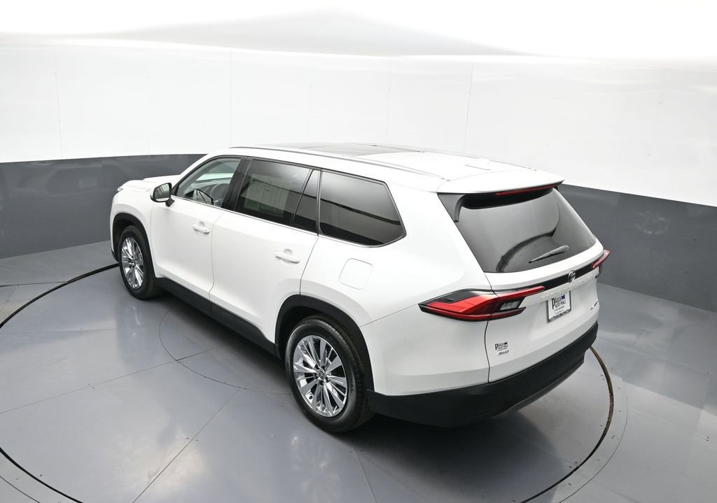 Certified 2024 Toyota Grand Highlander Platinum image 42