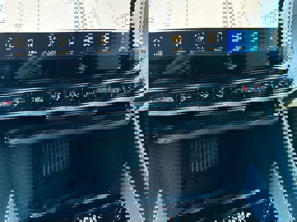 New 2026 Jeep Grand Wagoneer L Limited image 17