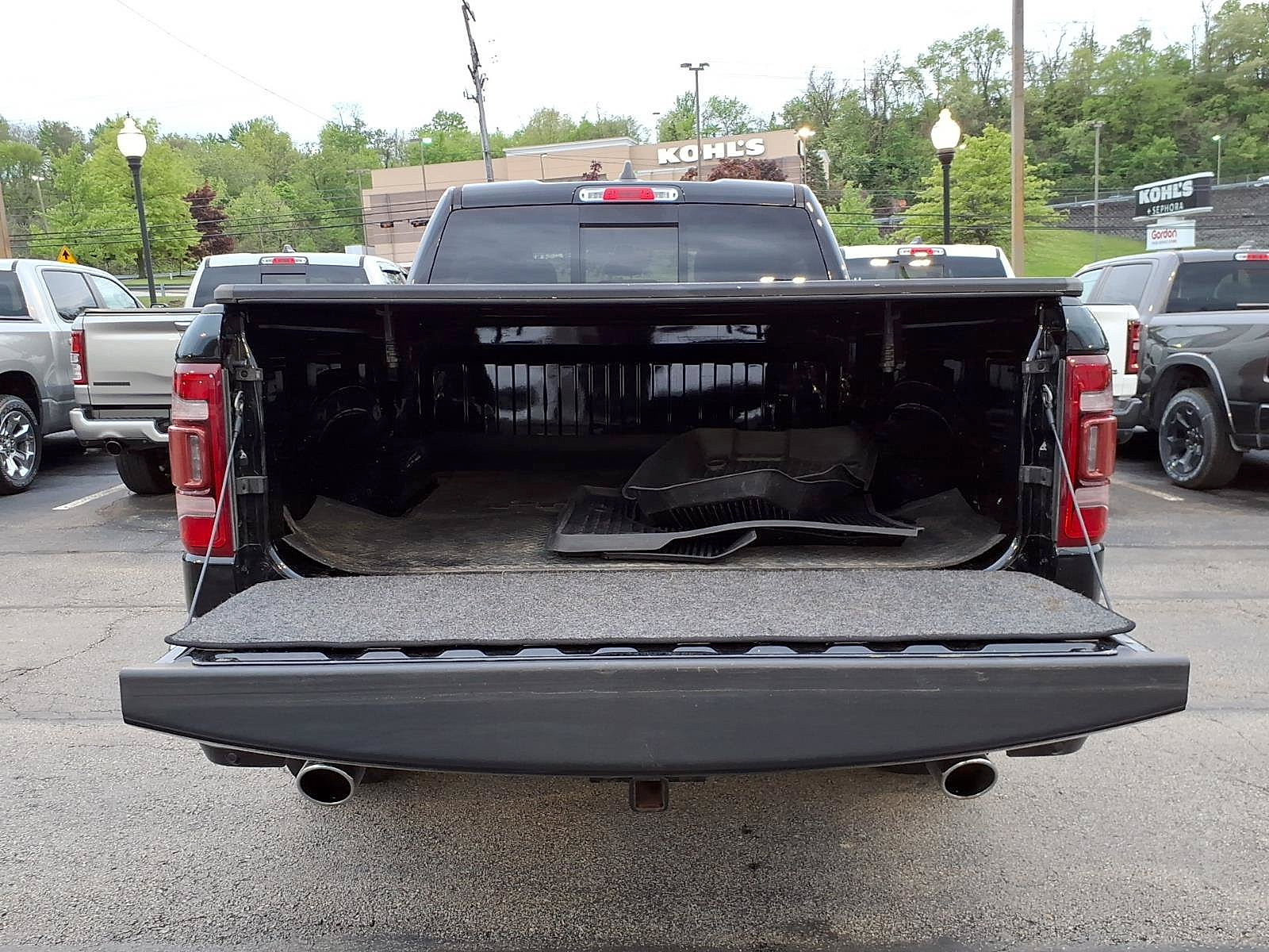 Certified 2022 RAM 1500 Laramie AWD/4WD image 6