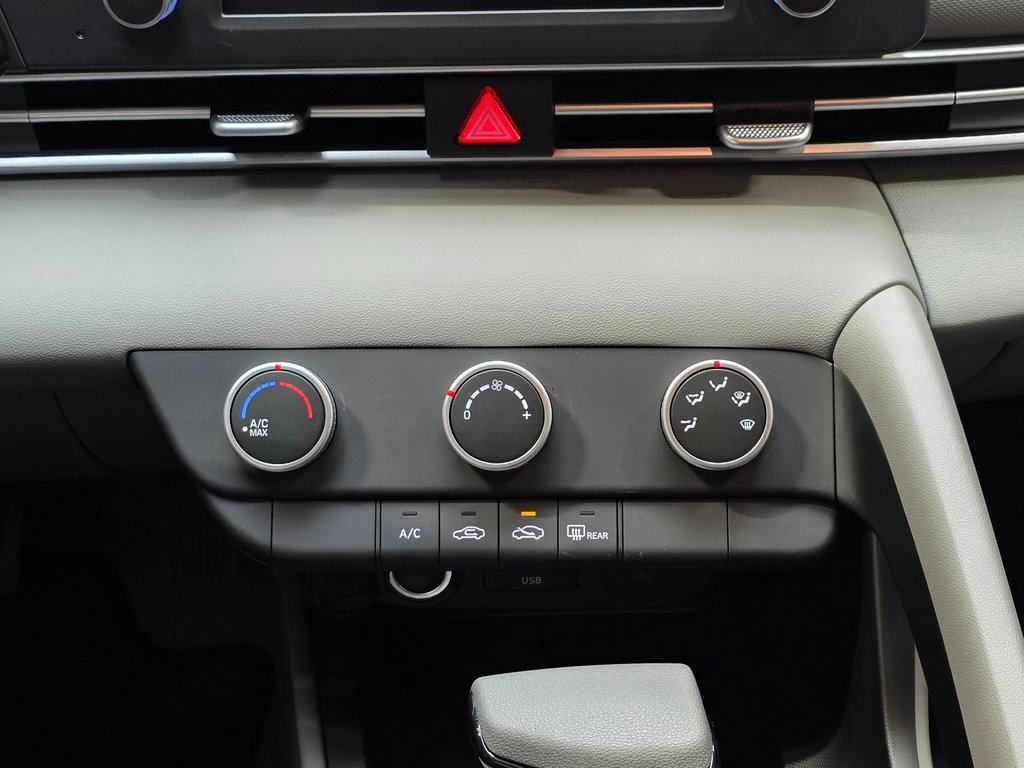 New 2026 Hyundai Elantra SE image 20