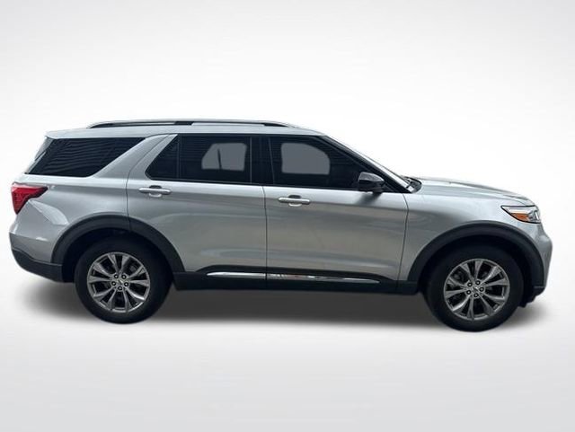 Used 2022 Ford Explorer Limited AWD/4WD image 6
