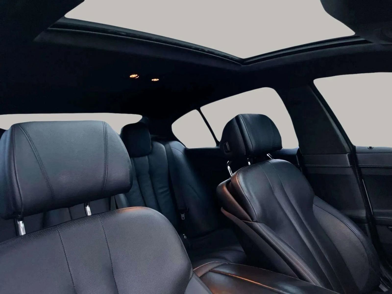 Used 2016 BMW 640i Gran Coupe w/ M Sport Edition image 18