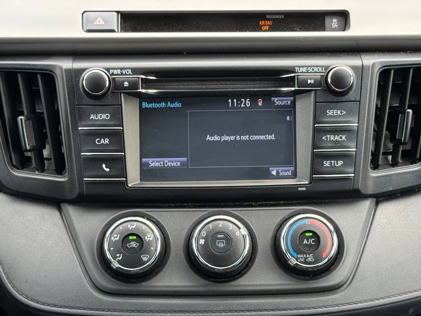 Used 2016 Toyota RAV4 LE FWD image 19