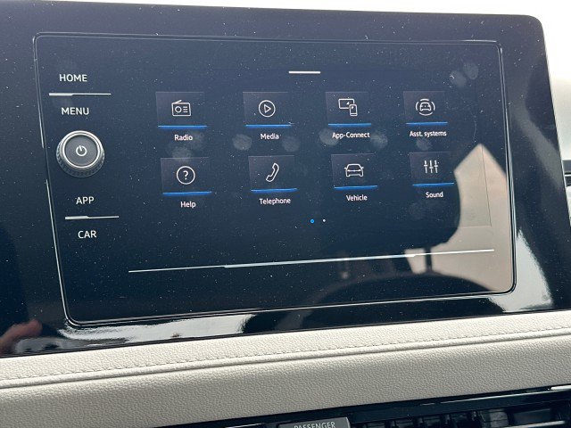 New 2025 Volkswagen Taos S image 38