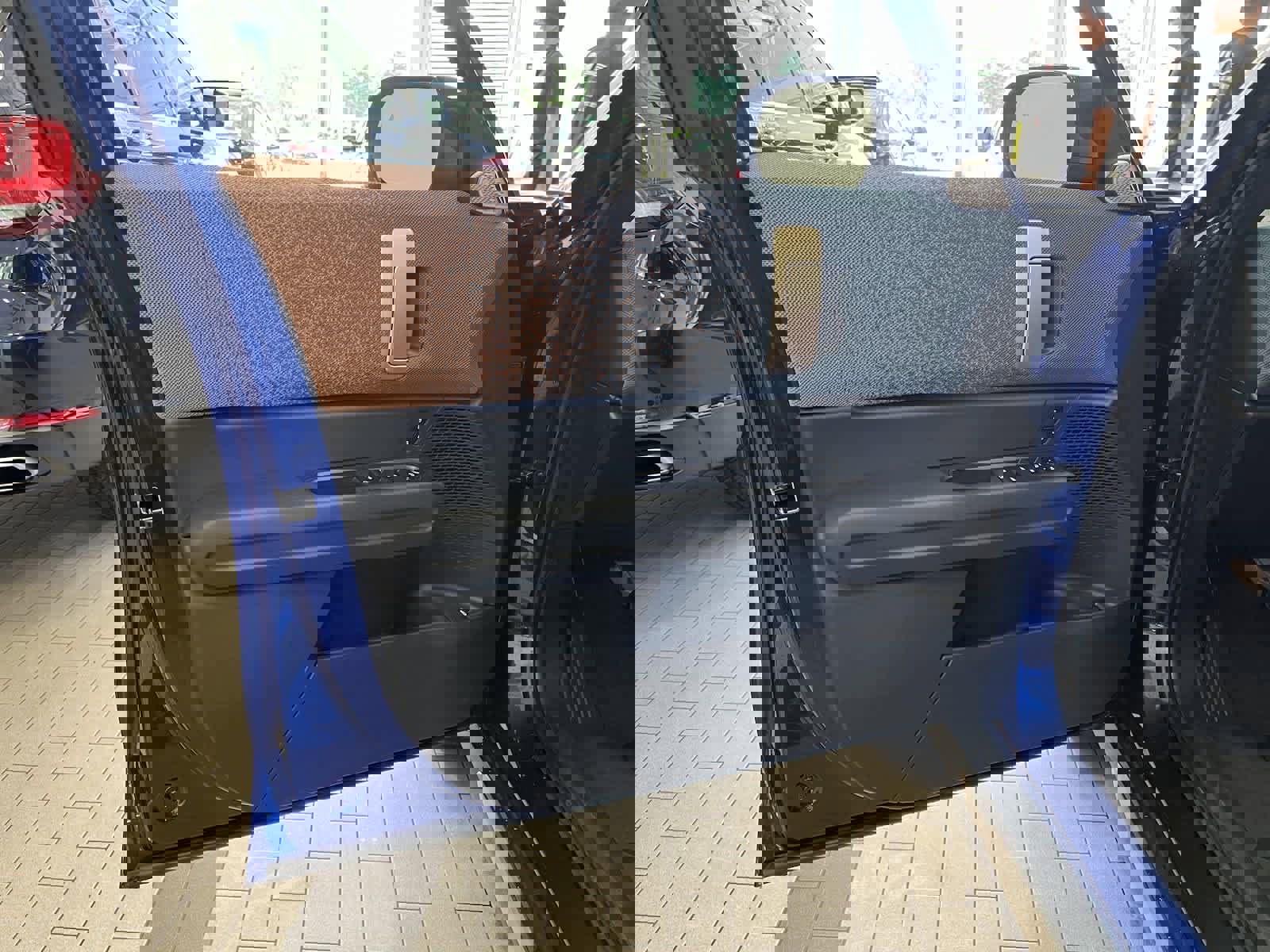 Used 2025 MINI Cooper Countryman S w/ Comfort Package Max image 12