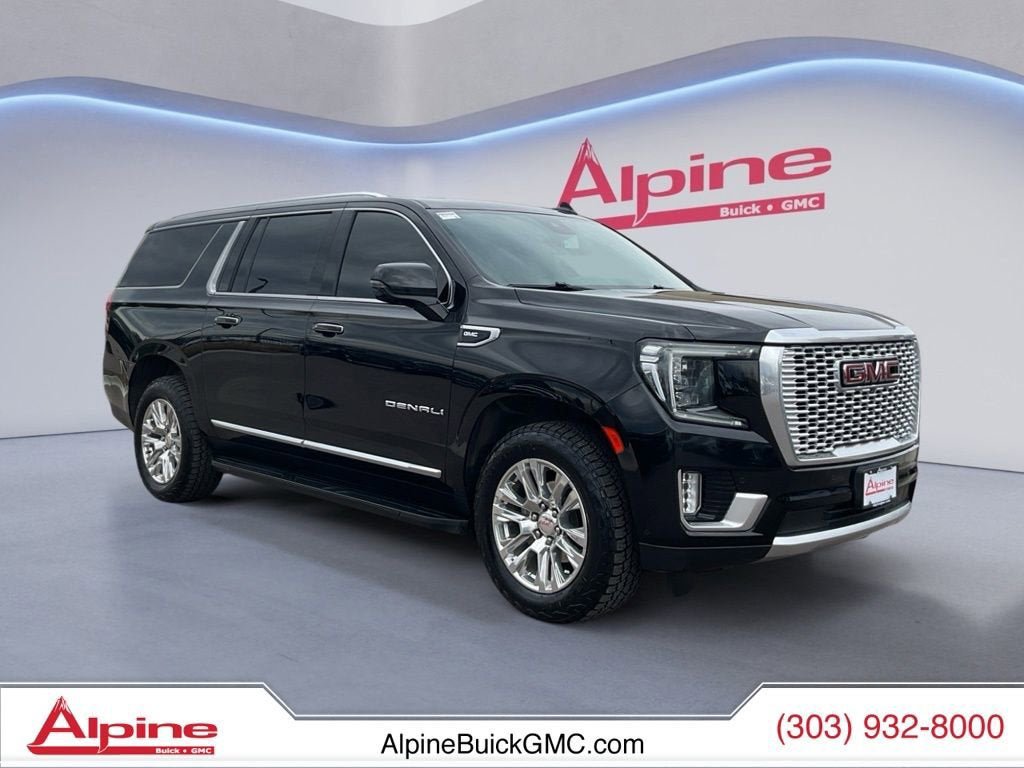 Used 2024 GMC Yukon XL Denali w/ Advanced Technology Package AWD/4WD image 7