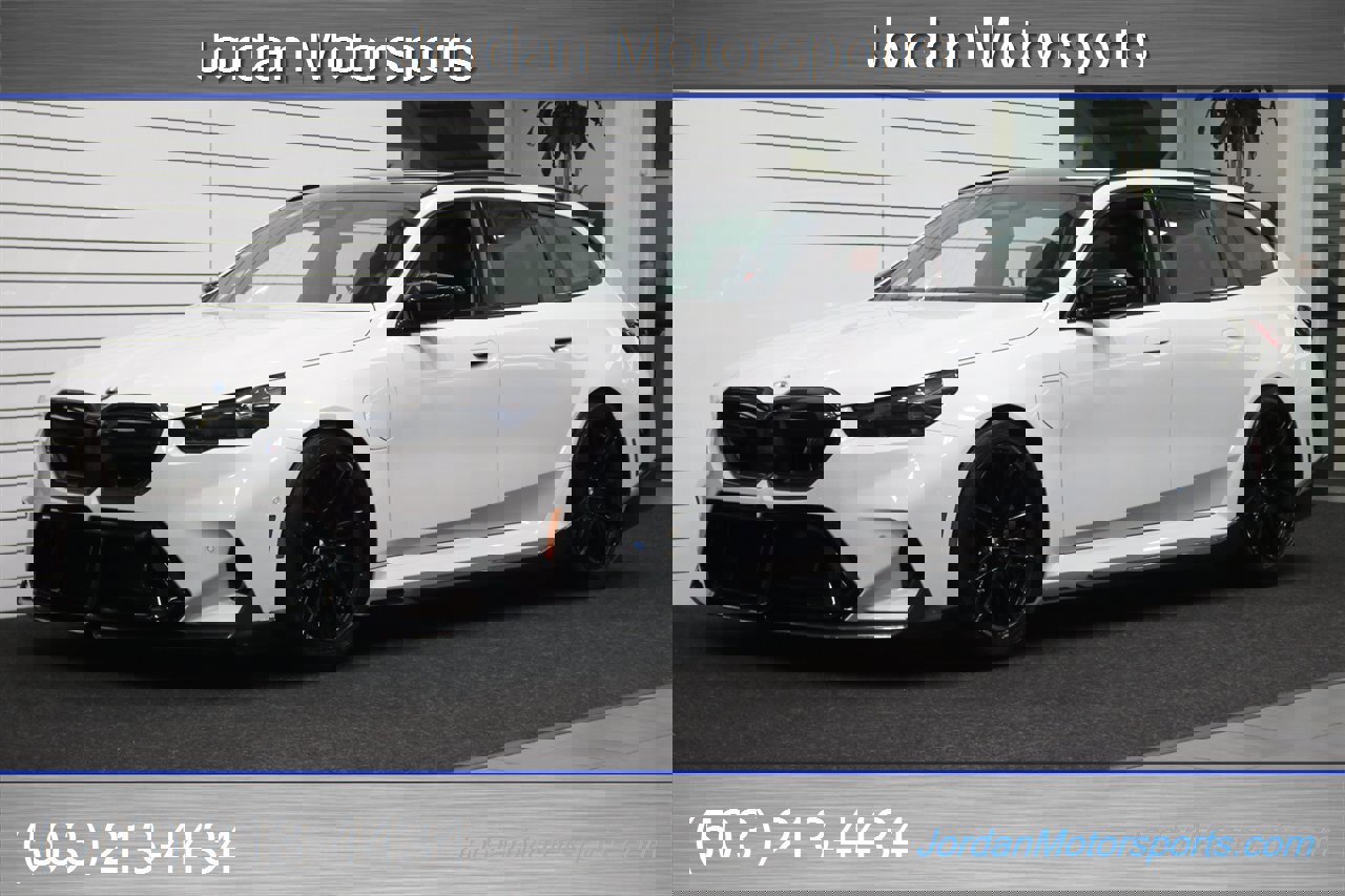 Used 2025 BMW M5 Touring w/ M Driver's Package image 3