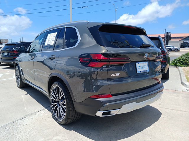 New 2026 BMW X5 sDrive40i w/ Climate Comfort Package RWD image 7