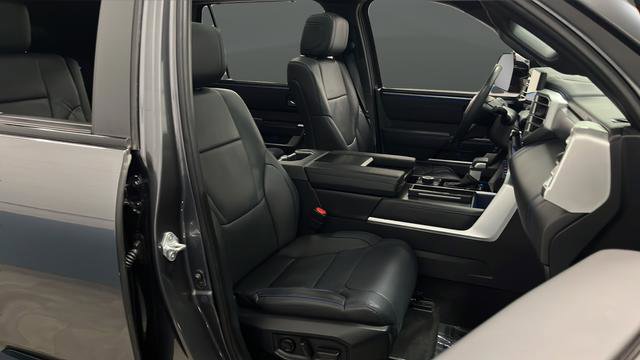 Used 2024 Toyota Sequoia Platinum image 12