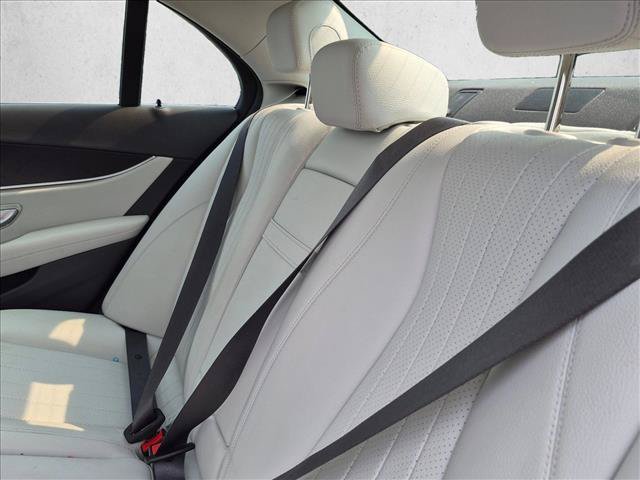 Used 2023 Mercedes-Benz E 350 4MATIC Sedan image 14