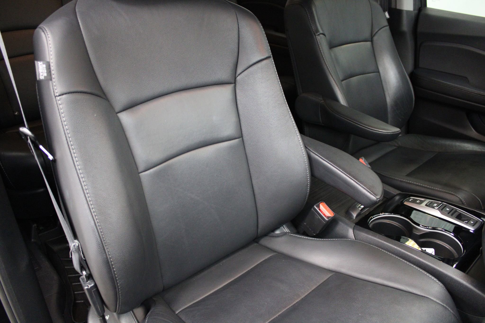 Used 2021 Honda Pilot Touring image 30