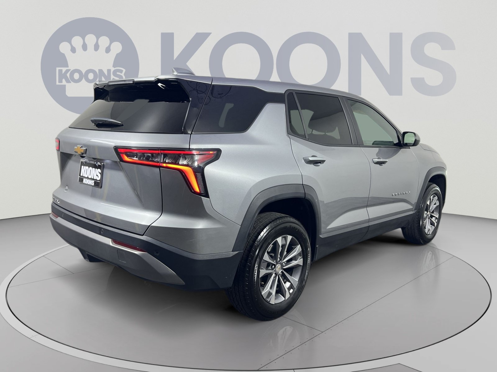 Used 2025 Chevrolet Equinox LT FWD image 7