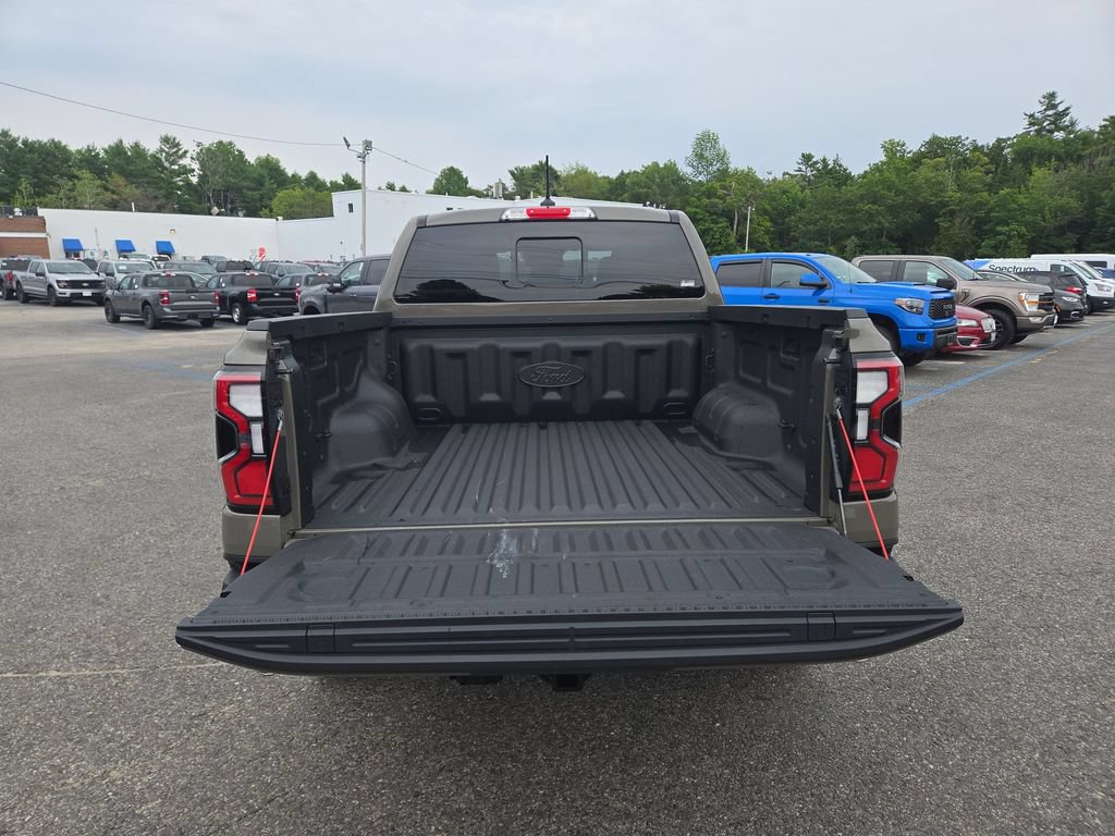 Certified 2025 Ford Ranger Raptor AWD/4WD image 3