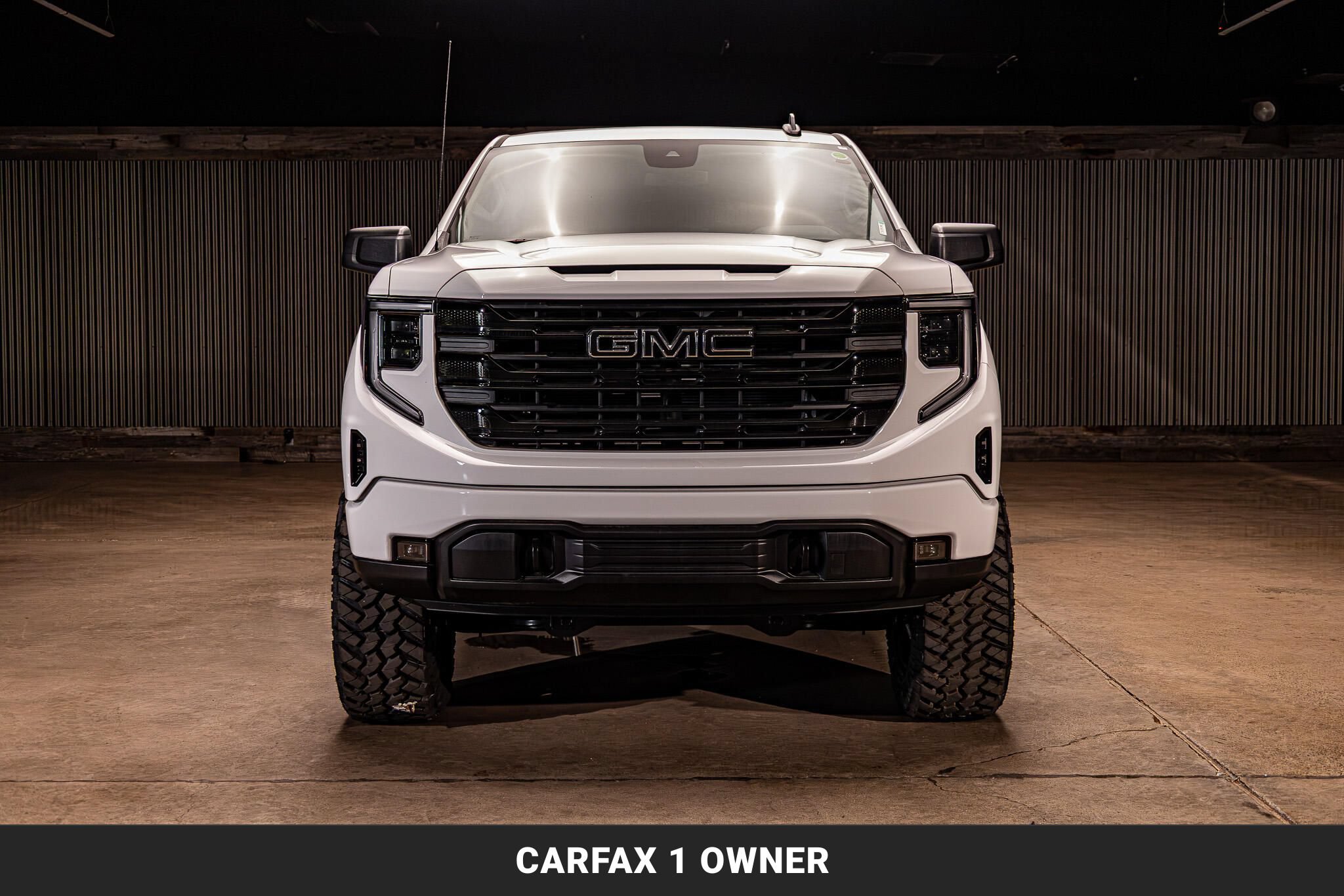 Used 2026 GMC Sierra 1500 Elevation w/ Preferred Package AWD/4WD image 4
