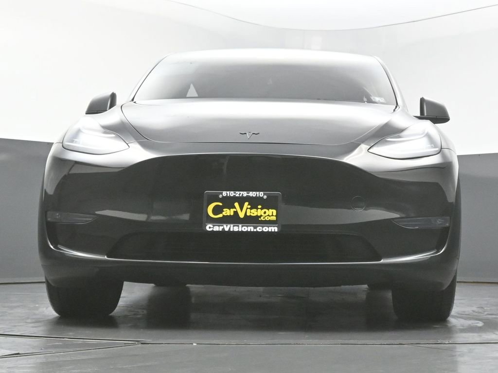 Used 2023 Tesla Model Y Long Range image 40