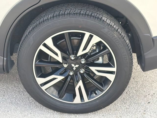 Used 2024 Mitsubishi Eclipse Cross SE AWD/4WD image 16