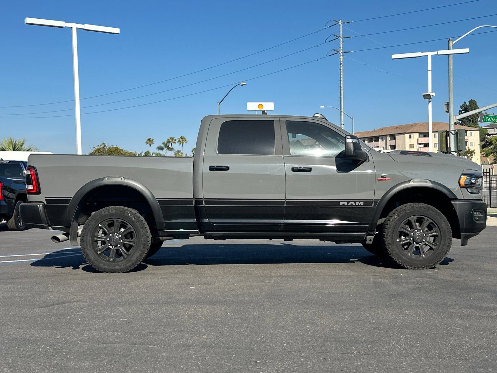 Used 2024 RAM 2500 Rebel w/ Towing Technology Group image 6