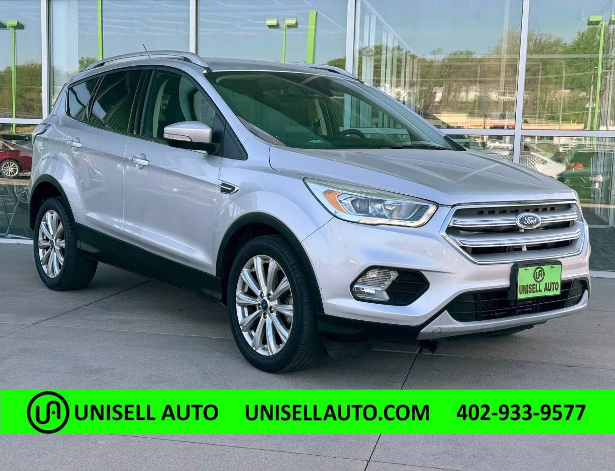 Used 2017 Ford Escape Titanium FWD image 1