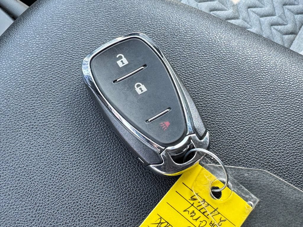 Used 2023 Chevrolet Equinox LS w/ LS Convenience Package FWD image 33