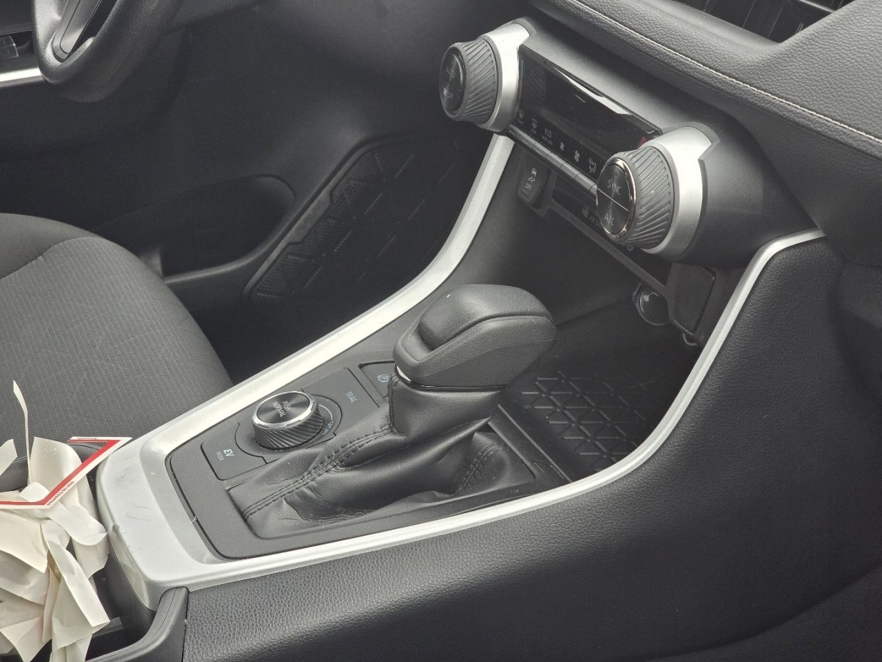 Certified 2025 Toyota RAV4 XLE image 15