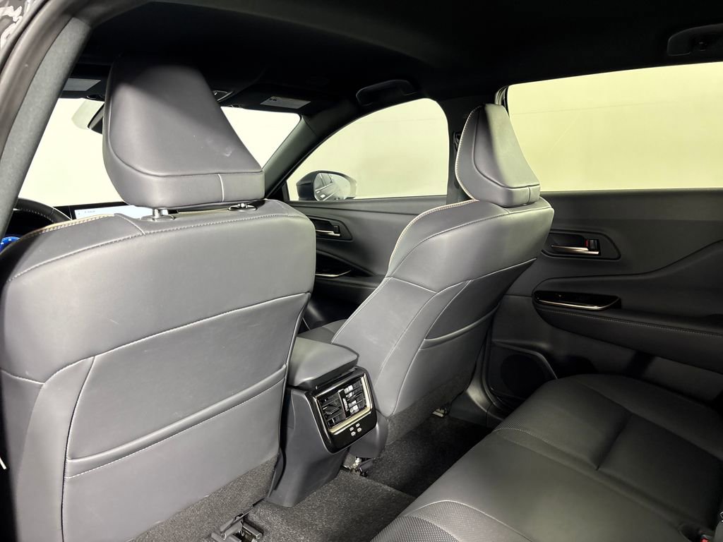 Certified 2025 Toyota Crown Signia AWD/4WD image 26