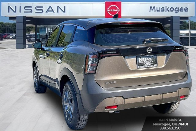 New 2027 Nissan Kicks S FWD image 3