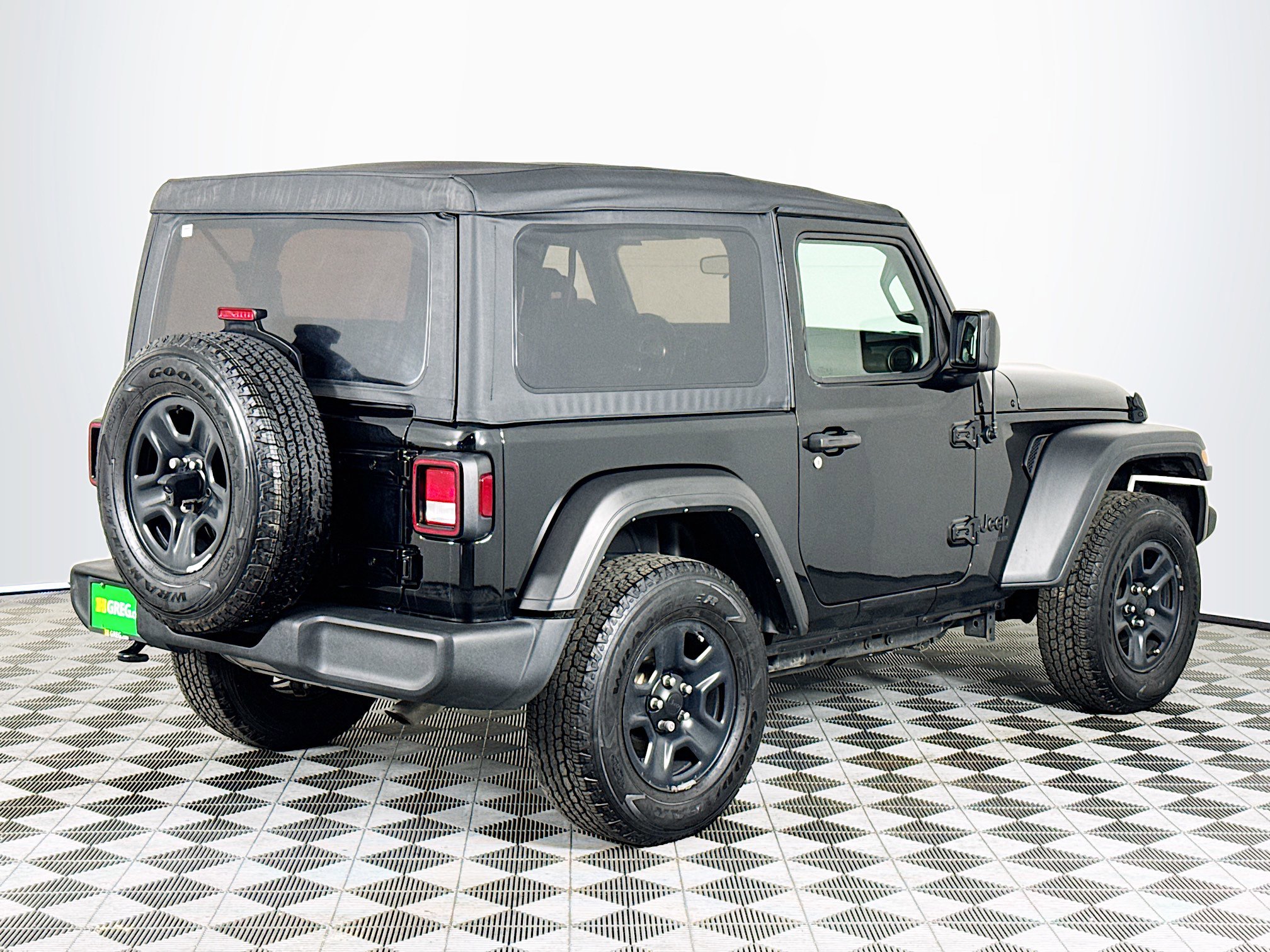 Used 2022 Jeep Wrangler Sport image 10