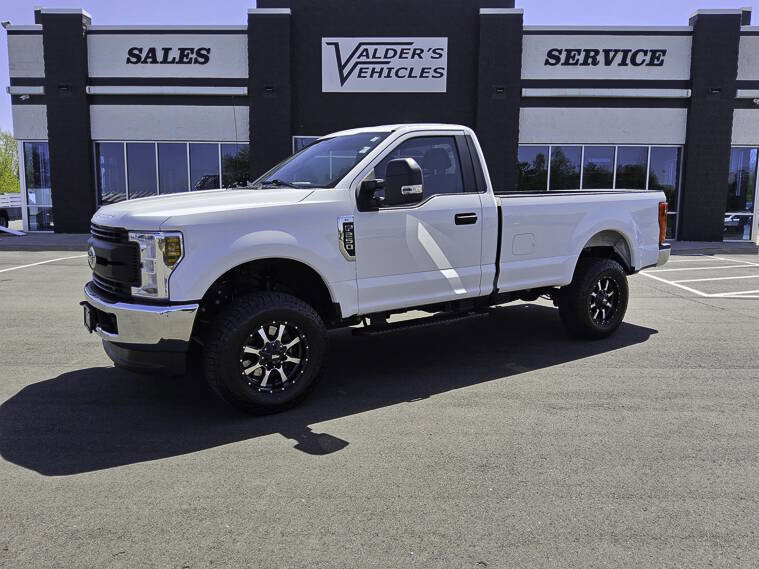 Used 2019 Ford F250 XL w/ XL Value Package AWD/4WD image 1
